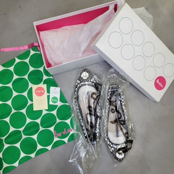 [NWT] BODEN JEWELLED PUMPS FLATS [BNIB] SIZE 36.5 - Picture 9 of 11